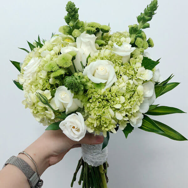 Hoa cầm tay cô dâu “Tiếng Yêu”