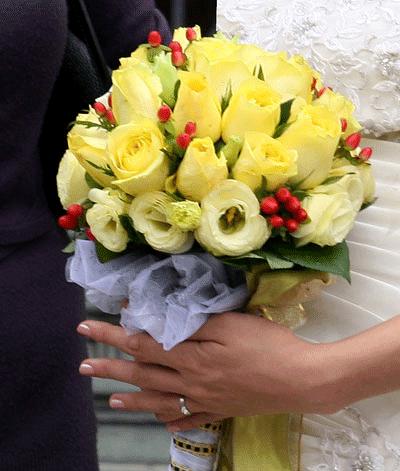 Hoa cầm tay cô dâu “Màu nắng”